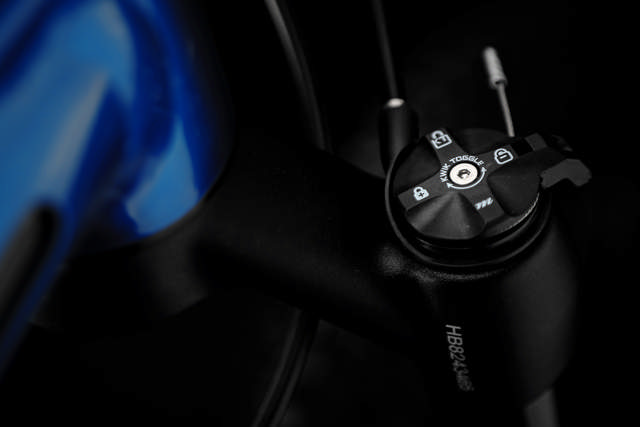 DeWalt 1000 Watt Digital Power Inverter